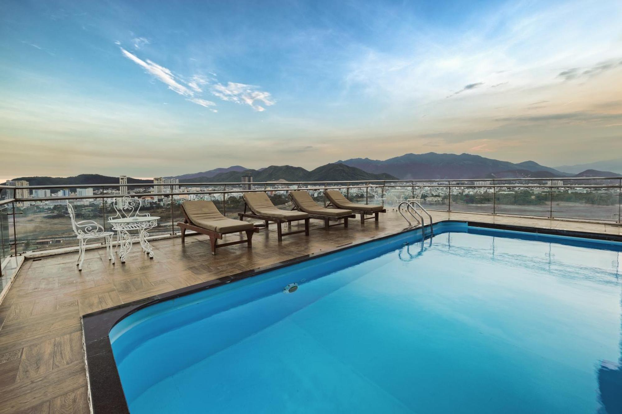 An Vista Hotel Nha Trang Exterior photo