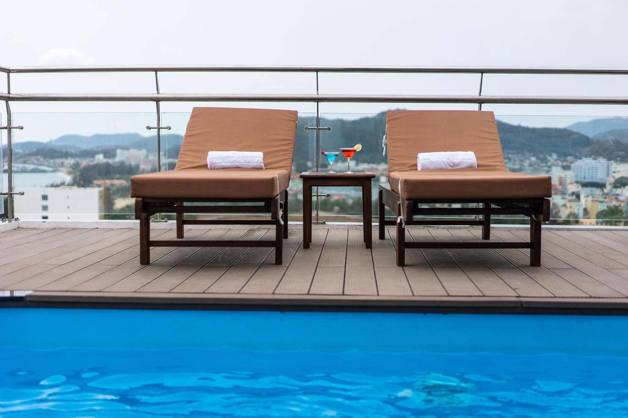An Vista Hotel Nha Trang Exterior photo
